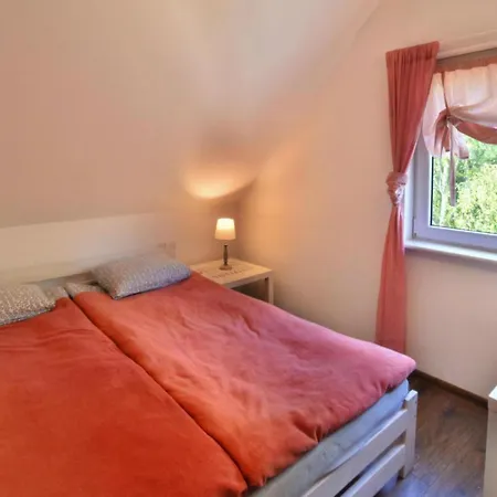 Large Homes With Fireplace And Garden * רוסינובו