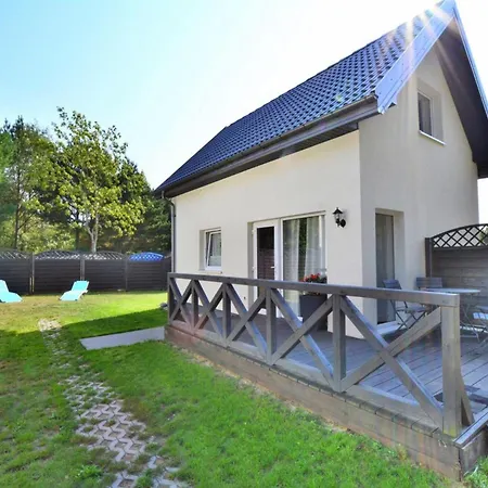 בית נופש Large Homes With Fireplace And Garden *