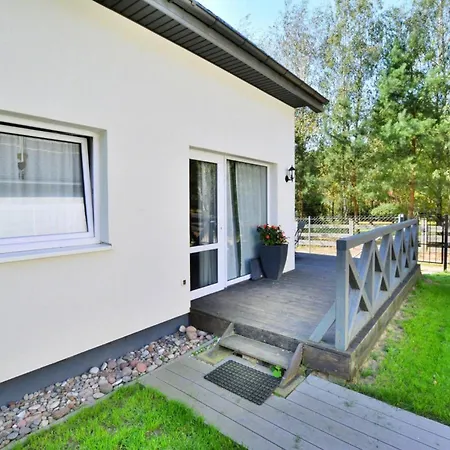 Σπίτι διακοπών Large Homes With Fireplace And Garden Rusinowo (Slawno)