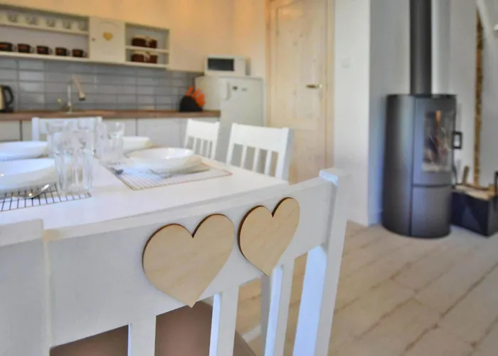 Large Homes With Fireplace And Garden 別荘 ルシノボ