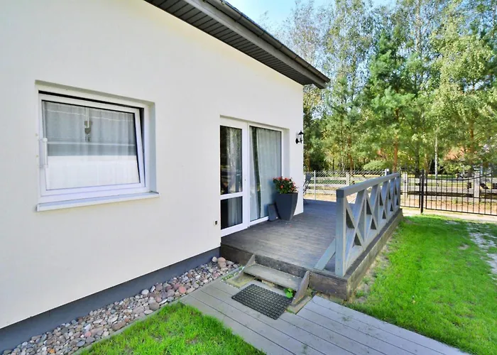 Σπίτι διακοπών Large Homes With Fireplace And Garden Rusinowo (Slawno)